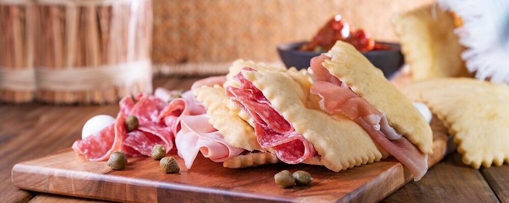 crescentine